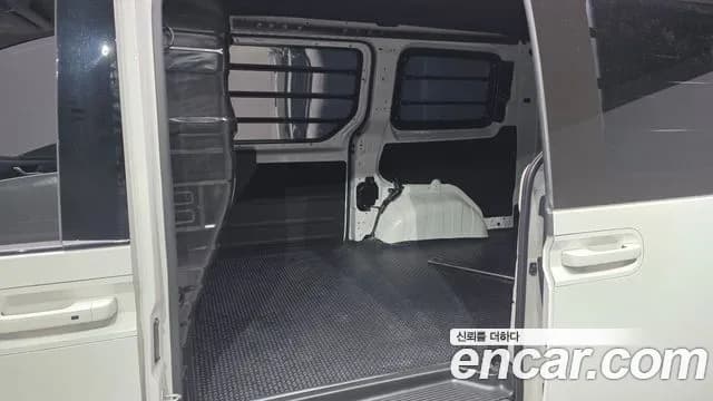 2024 Hyundai Staria L3.5 Cargo 3-Seater Sold VIN KMFYDX73BRU177236 – photo 11 2024 Hyundai Staria L3.5 Cargo 3-Seater Sold VIN KMFYDX73BRU177236 – photo 11
