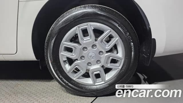 2024 Hyundai Staria L3.5 Cargo 3-Seater Sold VIN KMFYDX73BRU177236 – photo 15 2024 Hyundai Staria L3.5 Cargo 3-Seater Sold VIN KMFYDX73BRU177236 – photo 15