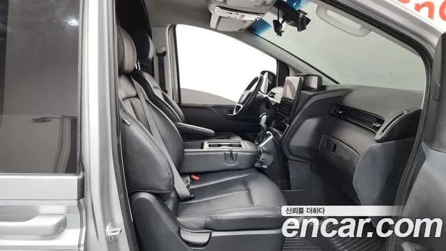 2025 Hyundai Staria L3.5 Cargo 3-Seater Sold VIN KMFYDX73BSU187484 – interior seats 2025 Hyundai Staria L3.5 Cargo 3-Seater Sold VIN KMFYDX73BSU187484 – interior seats