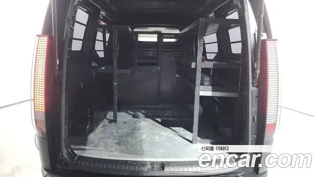 2025 Hyundai Staria L3.5 Cargo 3-Seater Sold VIN KMFYDX73BSU201184 – interior seats 2025 Hyundai Staria L3.5 Cargo 3-Seater Sold VIN KMFYDX73BSU201184 – interior seats