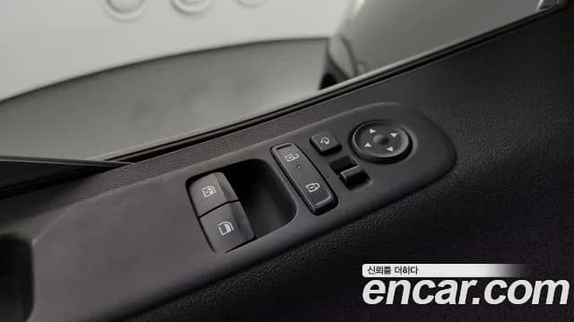 2025 Hyundai Staria L3.5 Cargo 3-Seater Sold VIN KMFYDX73BSU201184 – photo 28 2025 Hyundai Staria L3.5 Cargo 3-Seater Sold VIN KMFYDX73BSU201184 – photo 28