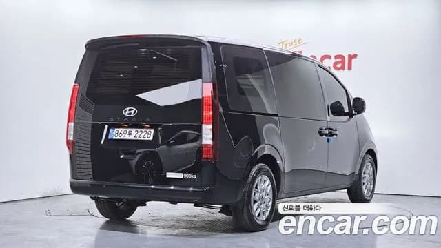 2025 Hyundai Staria L3.5 Cargo 3-Seater Sold VIN KMFYDX73BSU272230 – interior seats 2025 Hyundai Staria L3.5 Cargo 3-Seater Sold VIN KMFYDX73BSU272230 – interior seats