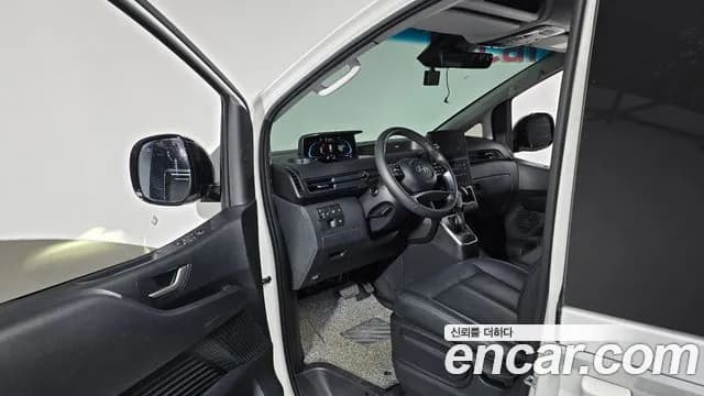 2025 Hyundai Staria HEV 1.6 Cargo 3-Seater Sold VIN KMFYDX7ABSU001164 – engine bay 2025 Hyundai Staria HEV 1.6 Cargo 3-Seater Sold VIN KMFYDX7ABSU001164 – engine bay