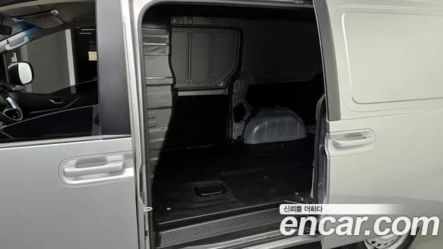 2022 Hyundai Staria Cargo 3-Seater Sold VIN KMFYFX71BNU008805 – photo 22 2022 Hyundai Staria Cargo 3-Seater Sold VIN KMFYFX71BNU008805 – photo 22
