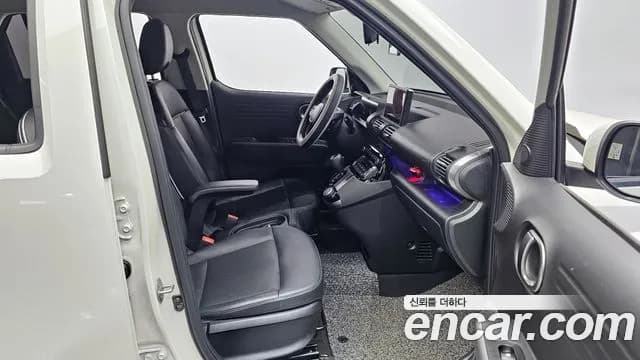 2023 Hyundai Casper Turbo Inspiration Sold VIN KMHB5516BPW042349 – interior seats 2023 Hyundai Casper Turbo Inspiration Sold VIN KMHB5516BPW042349 – interior seats