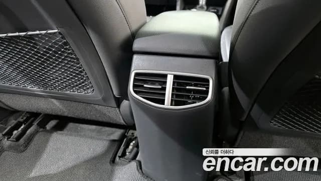 2020 Hyundai The New Ioniq Hybrid 1.6 HEV Sold VIN KMHC051CGLU192347 – front exterior 2020 Hyundai The New Ioniq Hybrid 1.6 HEV Sold VIN KMHC051CGLU192347 – front exterior
