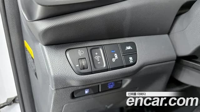 2020 Hyundai The New Ioniq Hybrid 1.6 HEV Sold VIN KMHC051CGLU192347 – engine bay 2020 Hyundai The New Ioniq Hybrid 1.6 HEV Sold VIN KMHC051CGLU192347 – engine bay