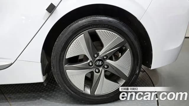 2020 Hyundai The New Ioniq Hybrid 1.6 HEV Sold VIN KMHC051CGLU192347 – photo 22 2020 Hyundai The New Ioniq Hybrid 1.6 HEV Sold VIN KMHC051CGLU192347 – photo 22