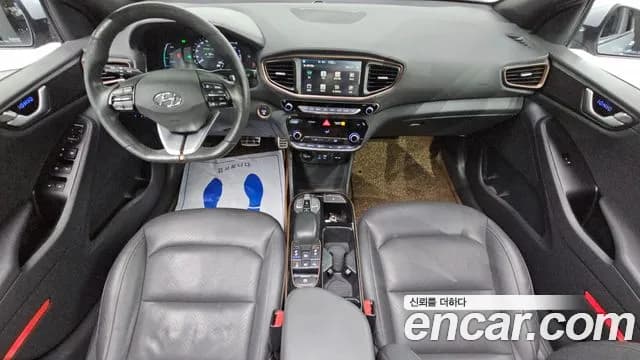 2018 Hyundai Ioniq Electric Q Sold VIN KMHC051HFJU013870 – front exterior 2018 Hyundai Ioniq Electric Q Sold VIN KMHC051HFJU013870 – front exterior