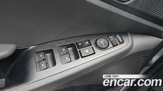 2018 Hyundai Ioniq Electric Q Sold VIN KMHC051HFJU013870 – side profile 2018 Hyundai Ioniq Electric Q Sold VIN KMHC051HFJU013870 – side profile
