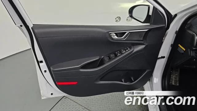 2020 Hyundai The New Ioniq Electric Q Sold VIN KMHC051JFLU065792 – interior seats 2020 Hyundai The New Ioniq Electric Q Sold VIN KMHC051JFLU065792 – interior seats