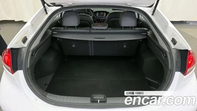 2018 Hyundai Ioniq Hybrid N Sold VIN KMHC851CGJU073603 – undercarriage 2018 Hyundai Ioniq Hybrid N Sold VIN KMHC851CGJU073603 – undercarriage