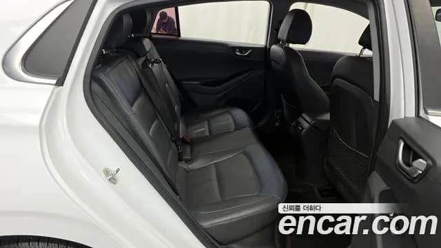 2018 Hyundai Ioniq Hybrid N Sold VIN KMHC851CGJU073603 – photo 11 2018 Hyundai Ioniq Hybrid N Sold VIN KMHC851CGJU073603 – photo 11