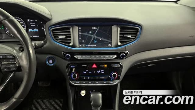 2018 Hyundai Ioniq Hybrid N Sold VIN KMHC851CGJU073603 – photo 12 2018 Hyundai Ioniq Hybrid N Sold VIN KMHC851CGJU073603 – photo 12