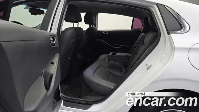 2019 Hyundai Ioniq Hybrid N Sold VIN KMHC851CGKU141093 – photo 16 2019 Hyundai Ioniq Hybrid N Sold VIN KMHC851CGKU141093 – photo 16