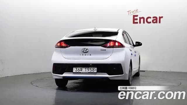 2019 Hyundai Ioniq Hybrid N Sold VIN KMHC851CGKU141093 – photo 27 2019 Hyundai Ioniq Hybrid N Sold VIN KMHC851CGKU141093 – photo 27