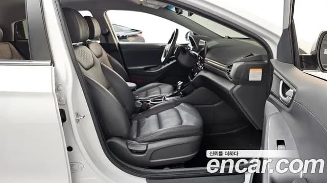 2020 Hyundai The New Ioniq Hybrid 1.6 HEV Sold VIN KMHC851CGLU181674 – photo 16 2020 Hyundai The New Ioniq Hybrid 1.6 HEV Sold VIN KMHC851CGLU181674 – photo 16