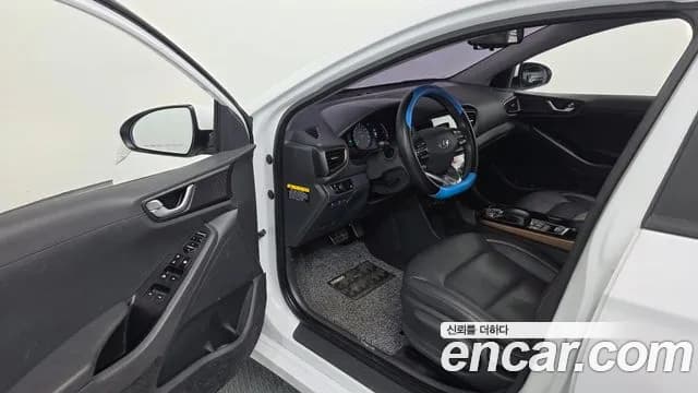 2018 Hyundai Ioniq Electric N Sold VIN KMHC851HFJU023590 – photo 29 2018 Hyundai Ioniq Electric N Sold VIN KMHC851HFJU023590 – photo 29