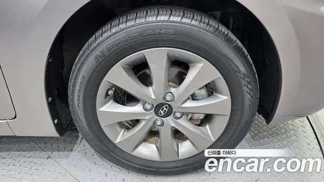 2018 Hyundai Accent (New Model) 1.4 VVT Value Plus Sold VIN KMHCS41BEJU369352 – photo 15 2018 Hyundai Accent (New Model) 1.4 VVT Value Plus Sold VIN KMHCS41BEJU369352 – photo 15
