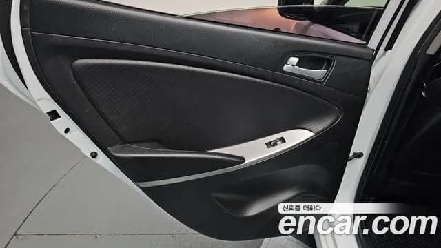 2017 Hyundai Accent (New Model) Diesel 1.6 VGT Modern Sold VIN KMHCT41UGHU297630 – photo 17 2017 Hyundai Accent (New Model) Diesel 1.6 VGT Modern Sold VIN KMHCT41UGHU297630 – photo 17