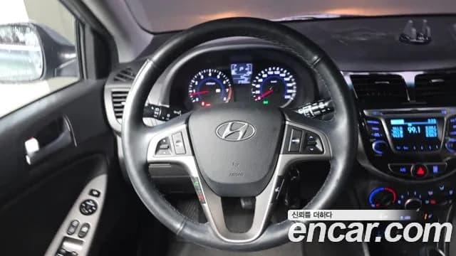 2019 Hyundai Accent (New Model) WIT 1.4 VVT Modern Sold VIN KMHCT51BEKU393439 – exterior detail 2019 Hyundai Accent (New Model) WIT 1.4 VVT Modern Sold VIN KMHCT51BEKU393439 – exterior detail