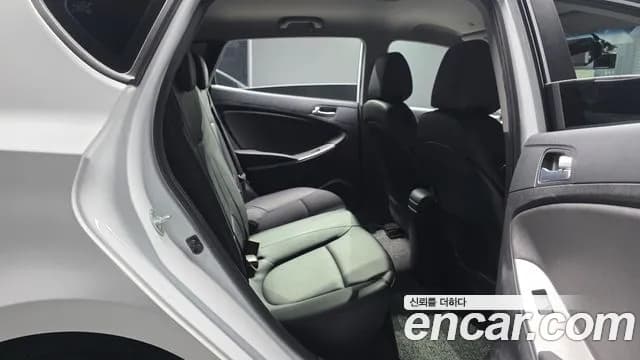 2017 Hyundai Accent (New Model) Diesel WIT 1.6 VGT Modern Sold VIN KMHCT51UGHU334203 – photo 13 2017 Hyundai Accent (New Model) Diesel WIT 1.6 VGT Modern Sold VIN KMHCT51UGHU334203 – photo 13