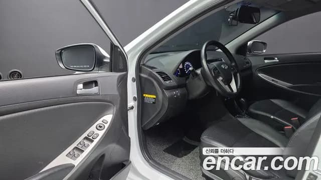 2017 Hyundai Accent (New Model) Diesel WIT 1.6 VGT Modern Sold VIN KMHCT51UGHU334203 – photo 19 2017 Hyundai Accent (New Model) Diesel WIT 1.6 VGT Modern Sold VIN KMHCT51UGHU334203 – photo 19
