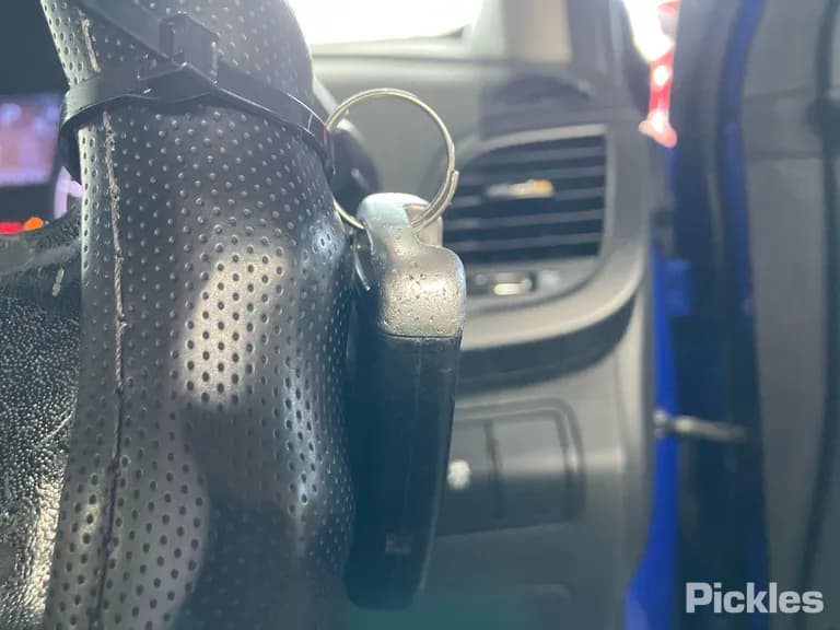 2011 Hyundai Accent Used VIN KMHCU51DMCU003224 – exterior detail 2011 Hyundai Accent Used VIN KMHCU51DMCU003224 – exterior detail