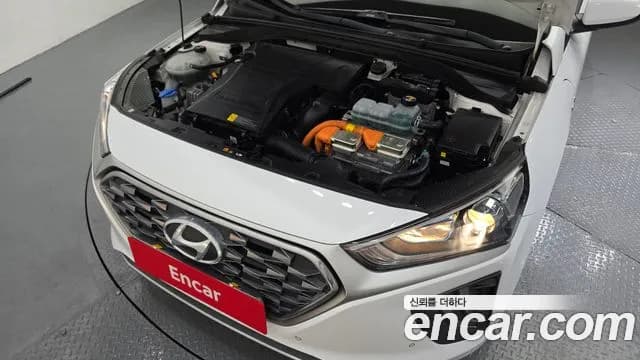 2020 Hyundai The New Ioniq Hybrid 1.6 Plug-in HEV Sold VIN KMHCX51DGLU158934 – photo 11 2020 Hyundai The New Ioniq Hybrid 1.6 Plug-in HEV Sold VIN KMHCX51DGLU158934 – photo 11