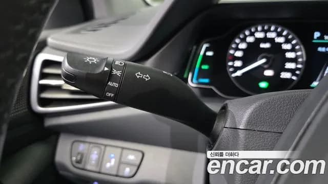 2020 Hyundai The New Ioniq Hybrid 1.6 Plug-in HEV Sold VIN KMHCX51DGLU158934 – photo 14 2020 Hyundai The New Ioniq Hybrid 1.6 Plug-in HEV Sold VIN KMHCX51DGLU158934 – photo 14