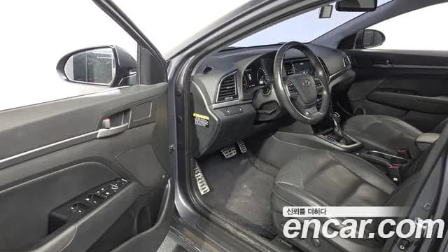 2017 Hyundai Avante AD 1.6 GDI Premium Sold VIN KMHD041DBHU366584 – photo 13 2017 Hyundai Avante AD 1.6 GDI Premium Sold VIN KMHD041DBHU366584 – photo 13
