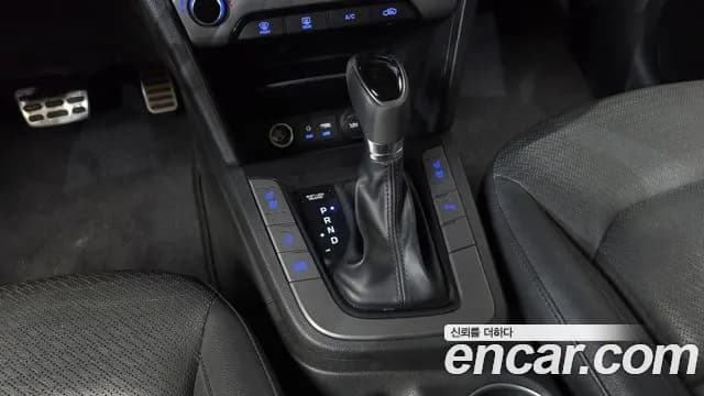 2017 Hyundai Avante AD 1.6 GDI Premium Sold VIN KMHD041DBHU366584 – photo 15 2017 Hyundai Avante AD 1.6 GDI Premium Sold VIN KMHD041DBHU366584 – photo 15
