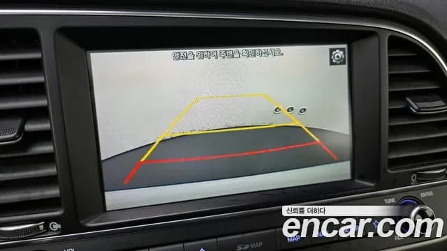 2018 Hyundai Avante AD 1.6 GDI Premium Sold VIN KMHD041DBJU444971 – photo 15 2018 Hyundai Avante AD 1.6 GDI Premium Sold VIN KMHD041DBJU444971 – photo 15