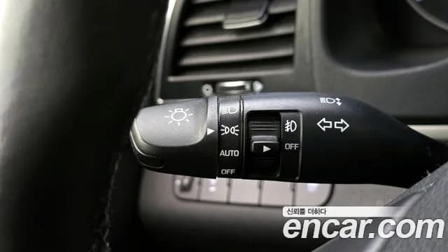 2018 Hyundai Avante AD 1.6 GDI Premium Sold VIN KMHD041DBJU444971 – photo 20 2018 Hyundai Avante AD 1.6 GDI Premium Sold VIN KMHD041DBJU444971 – photo 20
