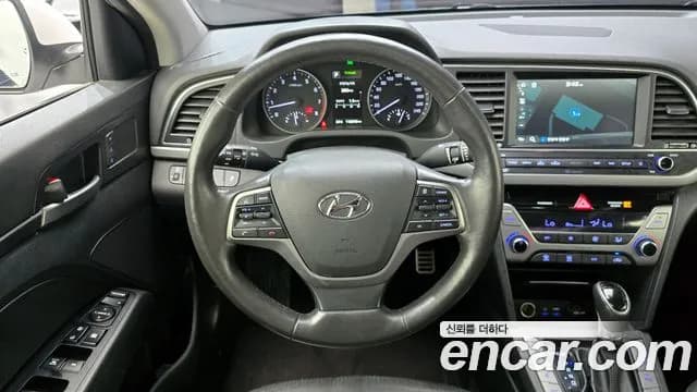 2018 Hyundai Avante AD 1.6 GDI Premium Sold VIN KMHD041DBJU444971 – photo 25 2018 Hyundai Avante AD 1.6 GDI Premium Sold VIN KMHD041DBJU444971 – photo 25