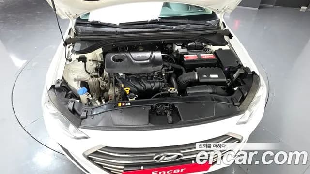2018 Hyundai Avante AD 1.6 GDI Premium Sold VIN KMHD041DBJU500471 – odometer reading 2018 Hyundai Avante AD 1.6 GDI Premium Sold VIN KMHD041DBJU500471 – odometer reading