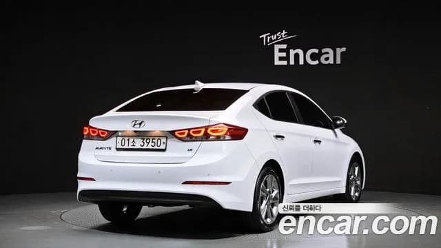 2018 Hyundai Avante AD 1.6 GDI Premium Sold VIN KMHD041DBJU722689 – front exterior 2018 Hyundai Avante AD 1.6 GDI Premium Sold VIN KMHD041DBJU722689 – front exterior