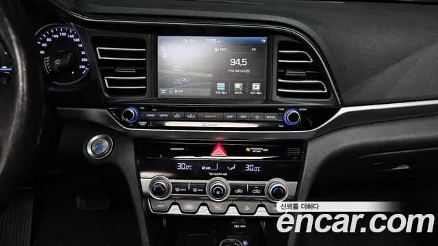 2019 Hyundai The New Avante AD 1.6 Sold VIN KMHD041EEKU920826 – photo 19 2019 Hyundai The New Avante AD 1.6 Sold VIN KMHD041EEKU920826 – photo 19