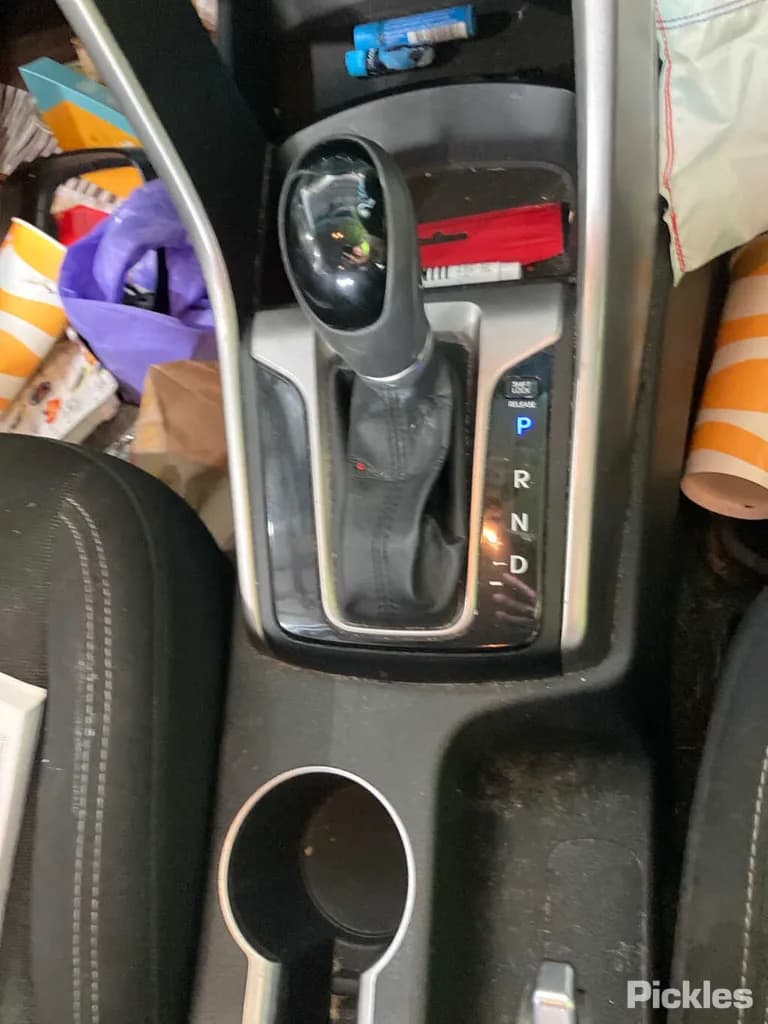 2013 Hyundai i30 Used VIN KMHD251EMDU121902 – trunk area 2013 Hyundai i30 Used VIN KMHD251EMDU121902 – trunk area