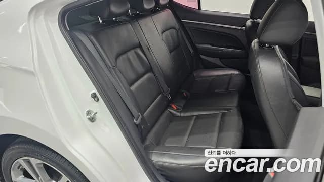 2017 Hyundai Avante AD 1.6 GDI Value Plus Sold VIN KMHD641DBHU380580 – dashboard 2017 Hyundai Avante AD 1.6 GDI Value Plus Sold VIN KMHD641DBHU380580 – dashboard