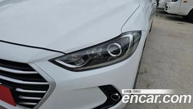 2017 Hyundai Avante AD 1.6 GDI Value Plus Sold VIN KMHD641DBHU382130 – photo 13 2017 Hyundai Avante AD 1.6 GDI Value Plus Sold VIN KMHD641DBHU382130 – photo 13