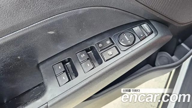 2017 Hyundai Avante AD 1.6 GDI Value Plus Sold VIN KMHD641DBHU382130 – photo 18 2017 Hyundai Avante AD 1.6 GDI Value Plus Sold VIN KMHD641DBHU382130 – photo 18