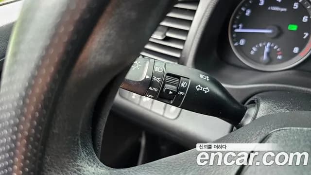 2017 Hyundai Avante AD 1.6 GDI Value Plus Sold VIN KMHD641DBHU382130 – photo 30 2017 Hyundai Avante AD 1.6 GDI Value Plus Sold VIN KMHD641DBHU382130 – photo 30