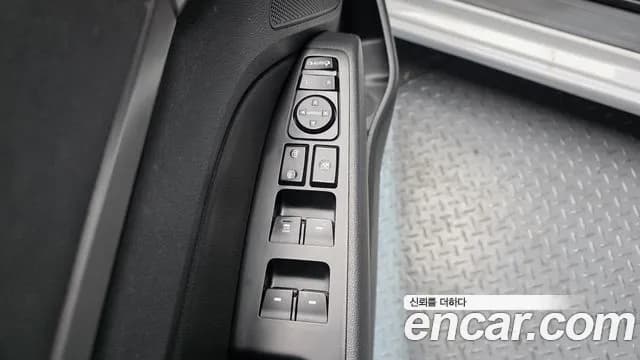 2018 Hyundai Avante AD 1.6 GDI Value Plus Sold VIN KMHD641DBJU424963 – side profile 2018 Hyundai Avante AD 1.6 GDI Value Plus Sold VIN KMHD641DBJU424963 – side profile