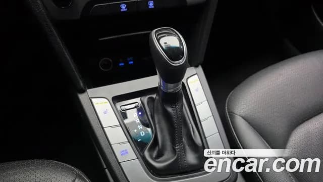 2018 Hyundai Avante AD 1.6 GDI Value Plus Sold VIN KMHD641DBJU424963 – engine bay 2018 Hyundai Avante AD 1.6 GDI Value Plus Sold VIN KMHD641DBJU424963 – engine bay