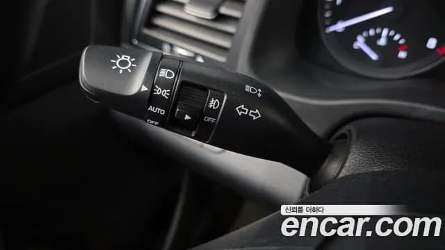 2018 Hyundai Avante AD 1.6 GDI Value Plus Sold VIN KMHD641DBJU426937 – photo 13 2018 Hyundai Avante AD 1.6 GDI Value Plus Sold VIN KMHD641DBJU426937 – photo 13