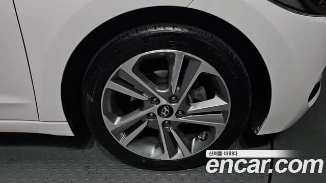 2018 Hyundai Avante AD 1.6 GDI Value Plus Sold VIN KMHD641DBJU428966 – photo 14 2018 Hyundai Avante AD 1.6 GDI Value Plus Sold VIN KMHD641DBJU428966 – photo 14
