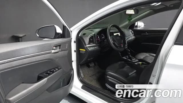 2018 Hyundai Avante AD 1.6 GDI Value Plus Sold VIN KMHD641DBJU434765 – odometer reading 2018 Hyundai Avante AD 1.6 GDI Value Plus Sold VIN KMHD641DBJU434765 – odometer reading
