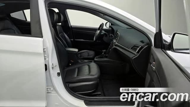 2018 Hyundai Avante AD 1.6 GDI Value Plus Sold VIN KMHD641DBJU437890 – front exterior 2018 Hyundai Avante AD 1.6 GDI Value Plus Sold VIN KMHD641DBJU437890 – front exterior