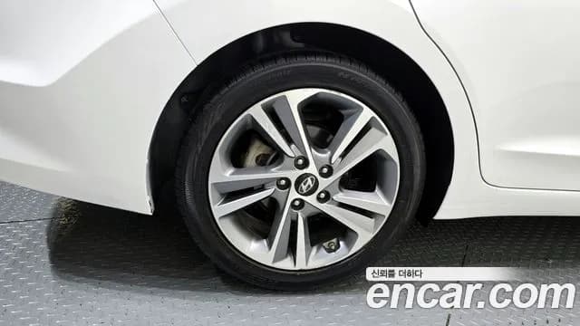 2018 Hyundai Avante AD 1.6 GDI Value Plus Sold VIN KMHD641DBJU437890 – photo 19 2018 Hyundai Avante AD 1.6 GDI Value Plus Sold VIN KMHD641DBJU437890 – photo 19